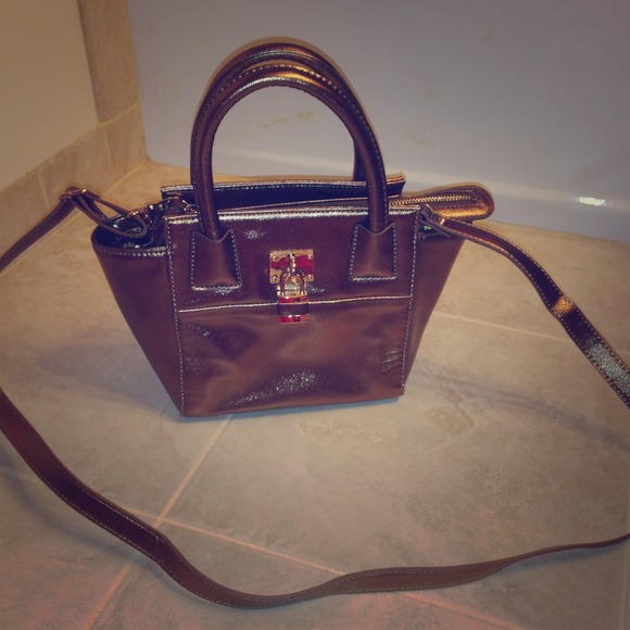 Studio S small bronze/ metallic handbag!!