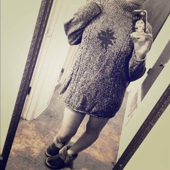Liz Claiborne Sweaters - Aztec Tribal