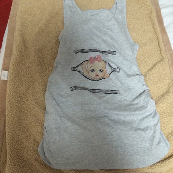 Maternity peak a boo baby girl