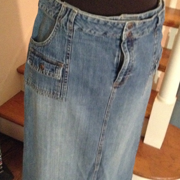 Sold to chicgeek09 - Picture 2 of 2