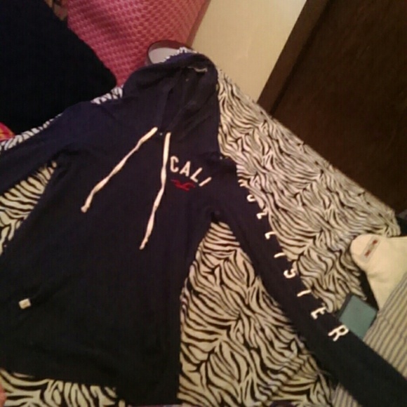 Navy blue Hollister sweater