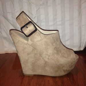 Wedges BRAND NEW