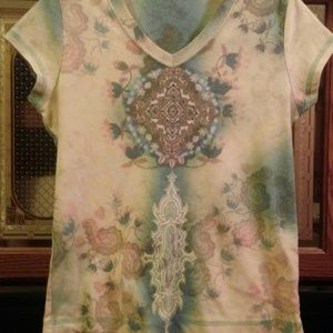 🎈🎈SOLDWomens Xcit tee