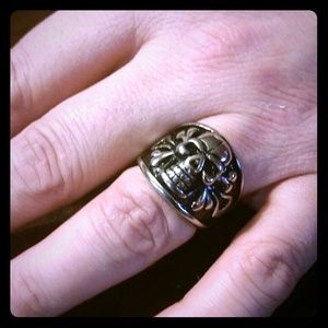 Mens skull ring/biker