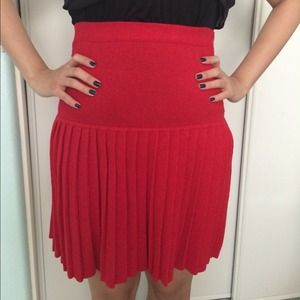 Red high-waisted vintage skirt