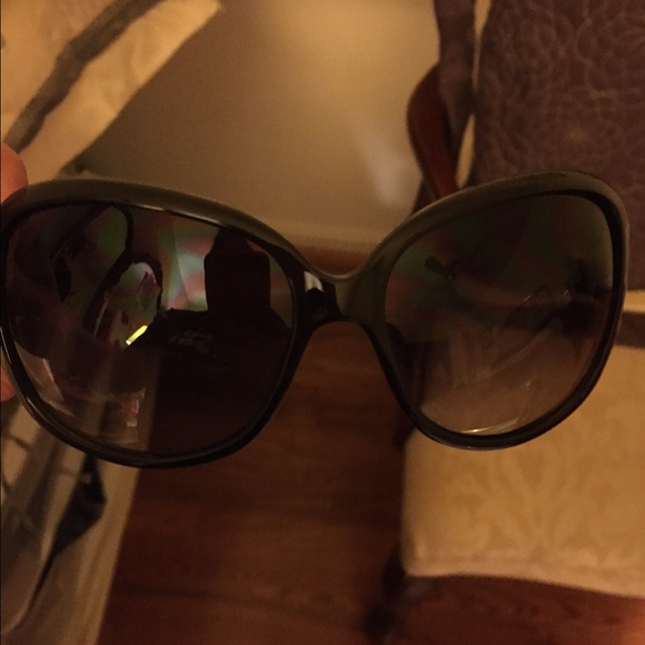 Authentic juicy couture sunglasses