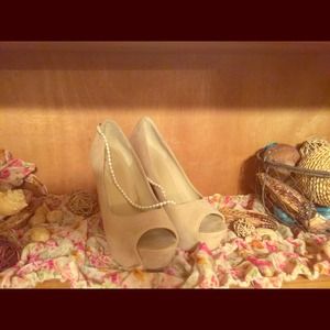 Nude wedges, great with jeans