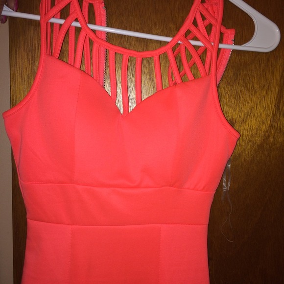 Dress😍 - Picture 2 of 3