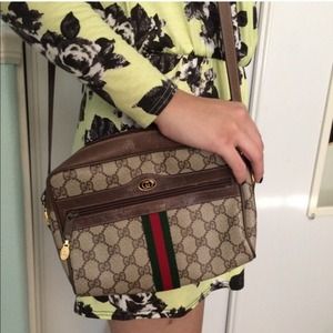 Gucci purse