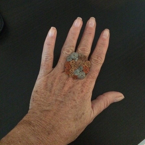 HANDMADE BY ME💜 COPPER, GUNMETAL AND SILVER RING - Picture 3 of 3