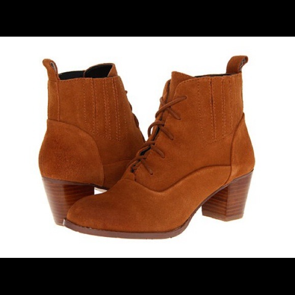 Brown DV lace up ankle boots with heel