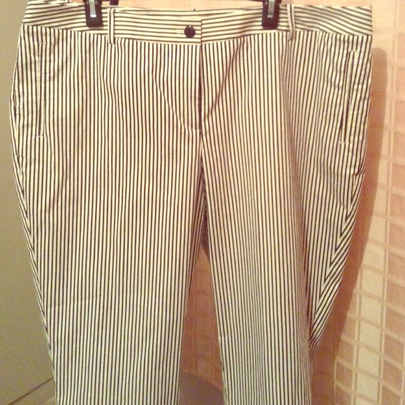 Lafayette 148 Black and White Stripped Pants