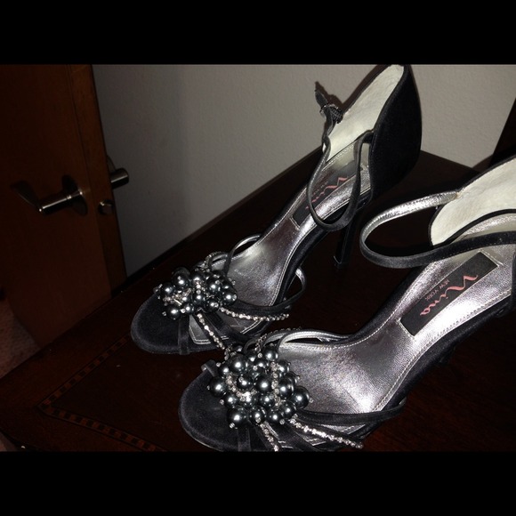 High heel - Picture 3 of 3