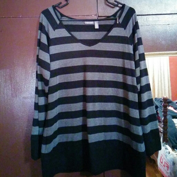 Black and grey shirt
