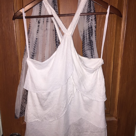 100% white Linen