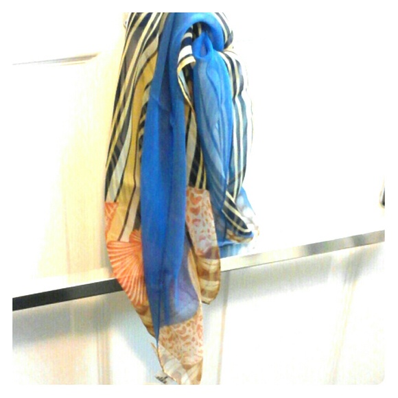 Scarf