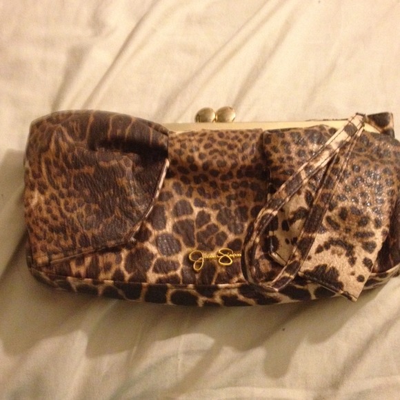 Jessica Simpson clutch new