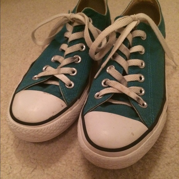 teal converse