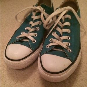 teal converse