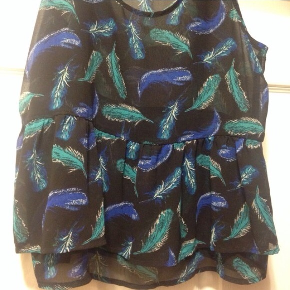 Chiffon Feather Tank - Picture 2 of 3