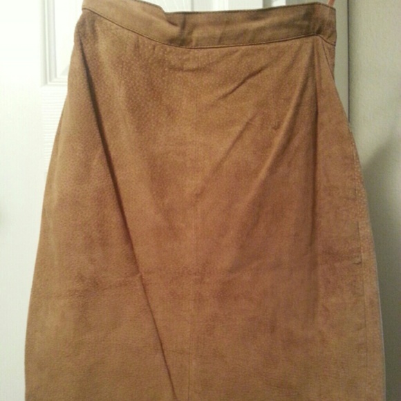 Suede skirt