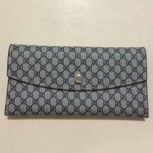 Gucci wallet