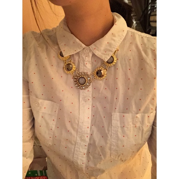 😍Gorgeous Grey Stone statement necklace😍 - Picture 3 of 4