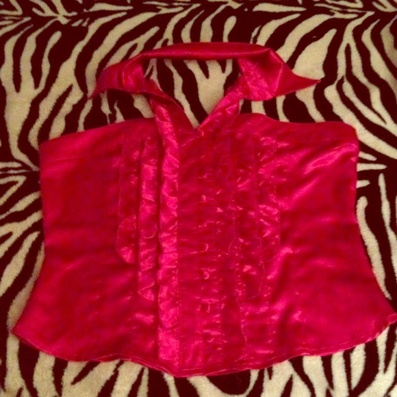 Ruffle back out collar blouse