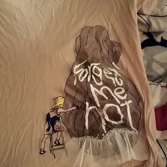 Vera wang forget me not tee