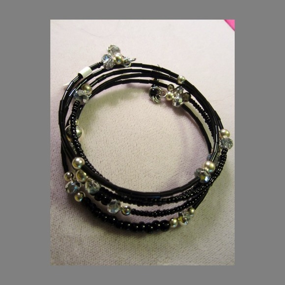 Bracelet🌹 - Picture 2 of 2