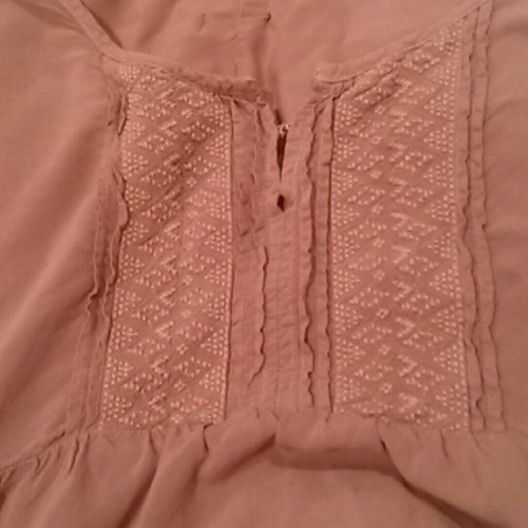 Top - Picture 2 of 3