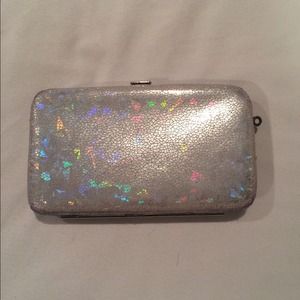 Psychedelic clutch