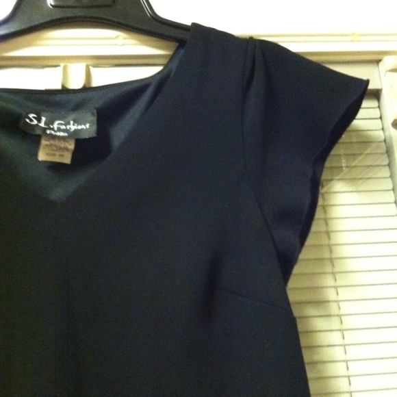 S L FASHIONS PETITE DRESS!! - Picture 2 of 4