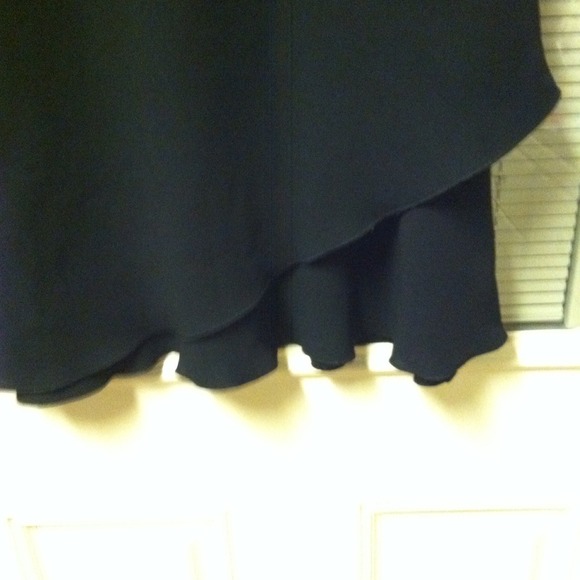 S L FASHIONS PETITE DRESS!! - Picture 3 of 4