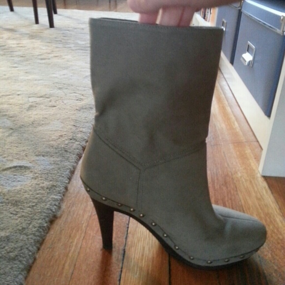 Stella McCartney vegan boots