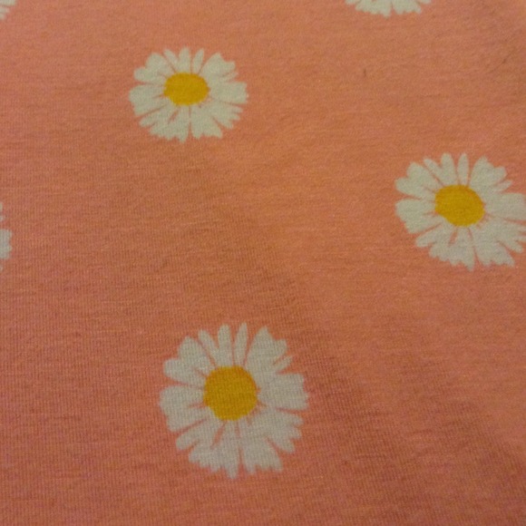 daisy top! - Picture 2 of 3