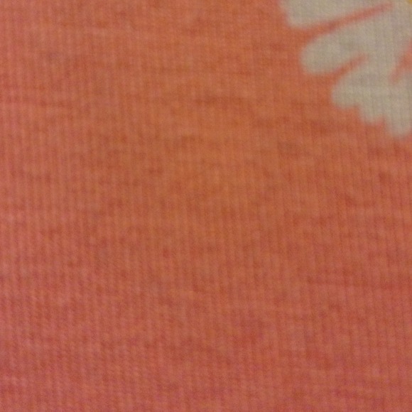 daisy top! - Picture 3 of 3