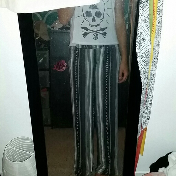 Wide leg pants