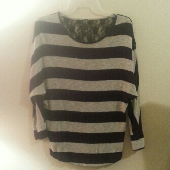 Laced striped shirt!