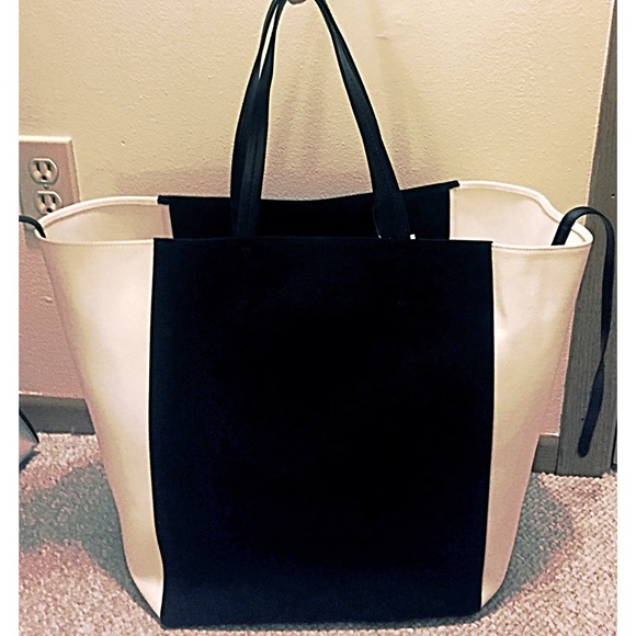 Celine Phantom extra large tote - Picture 2 of 3