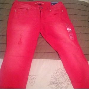 Pink faded skinny jean AE sz16
