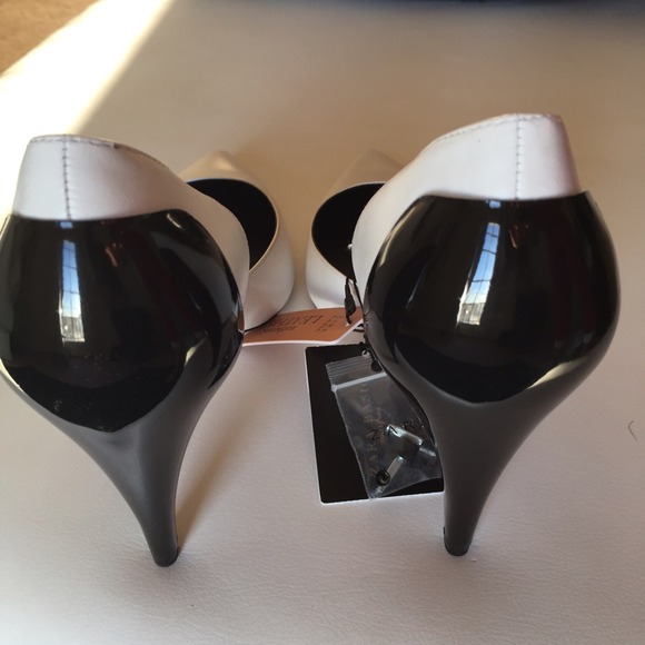 🎉BUNDLED🎉🎉Black & white ZARA heels - Picture 3 of 4