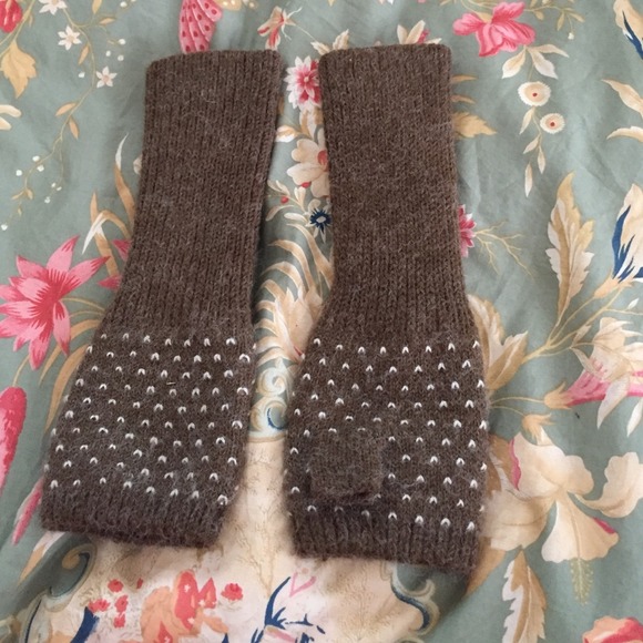 NWOT H&M fingerless gloves