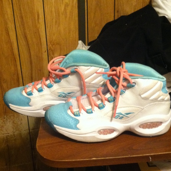 Easter Reebok Questions - Picture 2 of 3