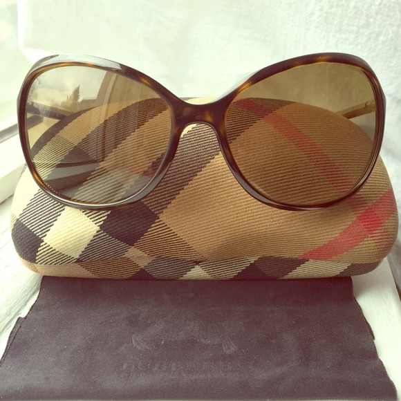 Burberry sunglasses