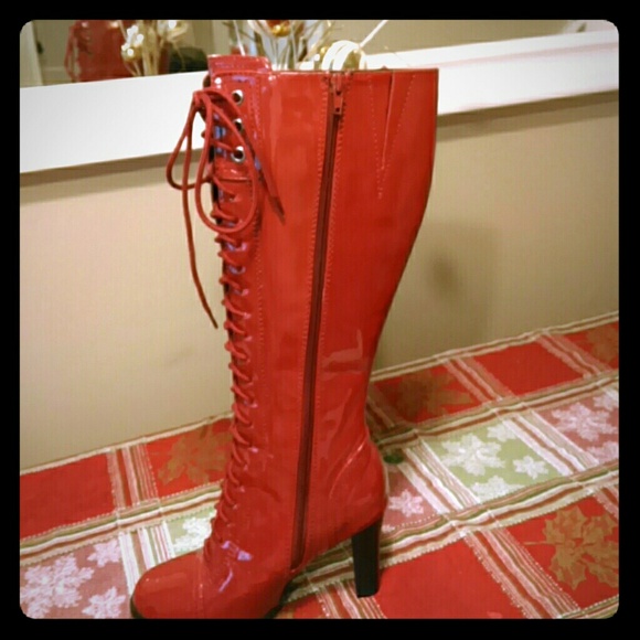 Beautiful red boots, NWOT - Offers welcome