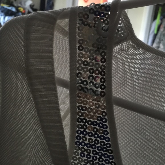 Sweater - Picture 2 of 3