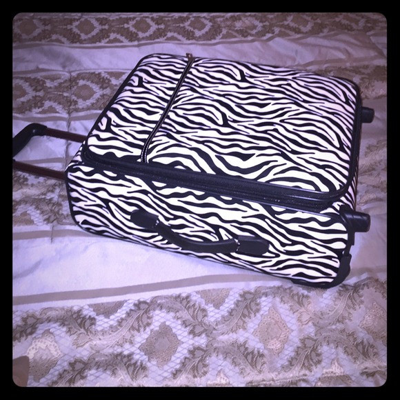 Suitcase - Picture 1 of 2