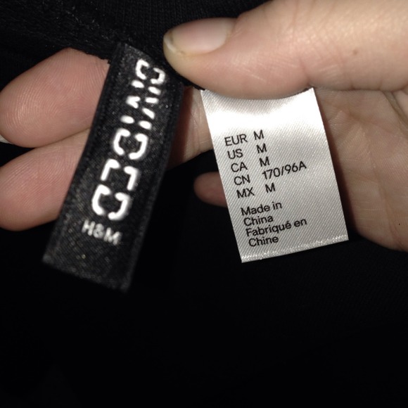 H&M Sweater - Picture 4 of 4