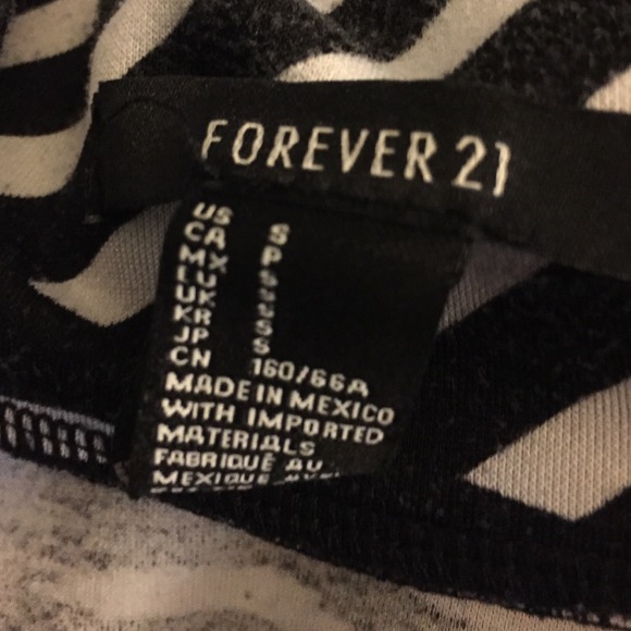 Skater skirt - Picture 2 of 2